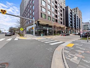 1650 Silver Hill Drive 1709, Mclean VA 22102