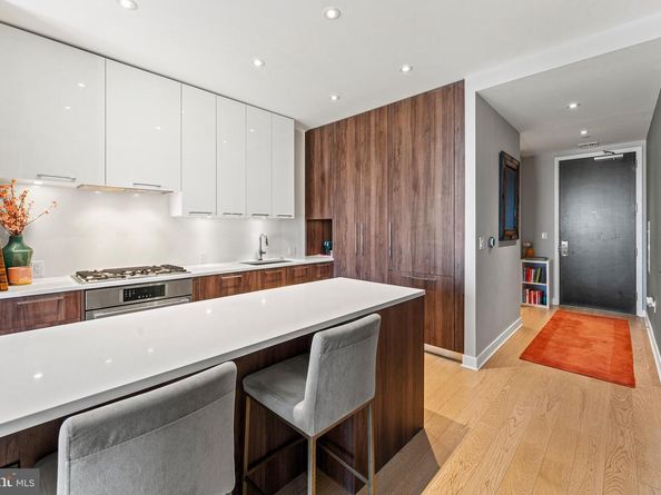 1650 Silver Hill Drive 1709, Mclean VA 22102