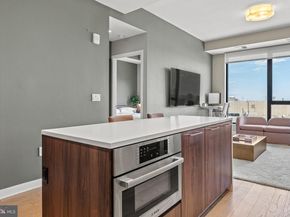 1650 Silver Hill Drive 1709, Mclean VA 22102