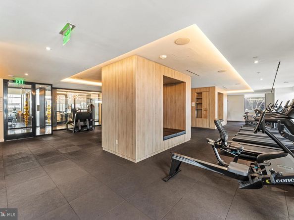 1650 Silver Hill Drive 1709, Mclean VA 22102