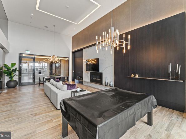 1650 Silver Hill Drive 1709, Mclean VA 22102