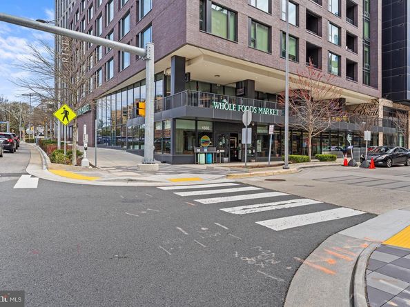 1650 Silver Hill Drive 1709, Mclean VA 22102