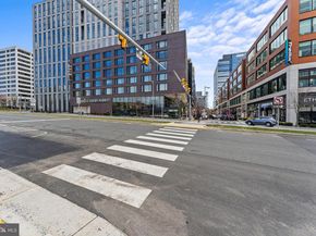 1650 Silver Hill Drive 1709, Mclean VA 22102