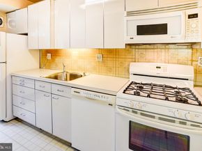 4201 Cathedral Avenue NW 201E, Washington DC 20016