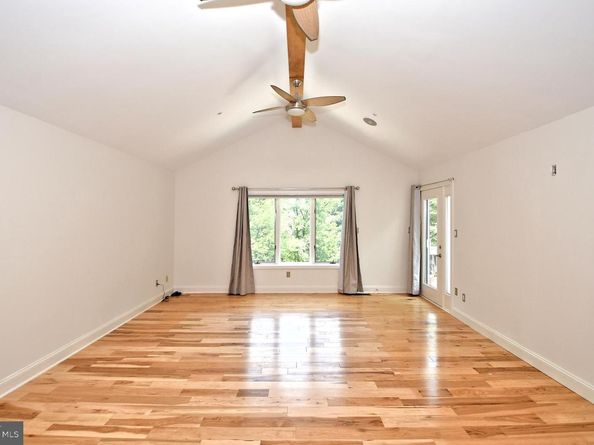 308 Balligomingo Road, Conshohocken PA 19428