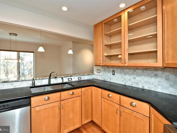 308 Balligomingo Road, Conshohocken PA 19428
