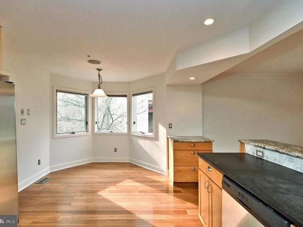 308 Balligomingo Road, Conshohocken PA 19428