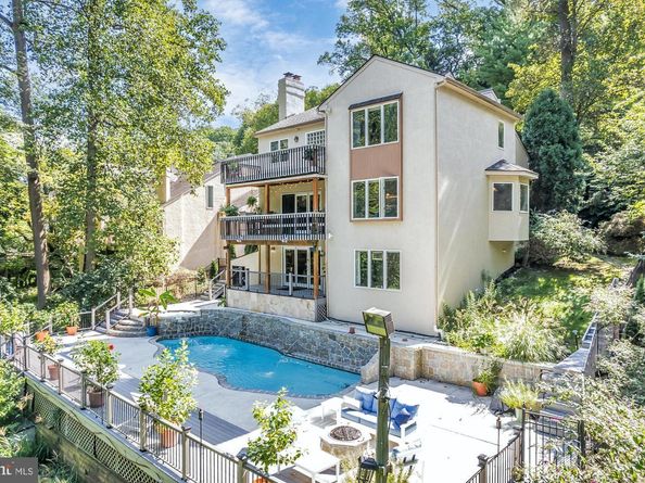 308 Balligomingo Road, Conshohocken PA 19428