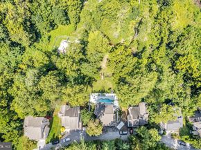 308 Balligomingo Road, Conshohocken PA 19428