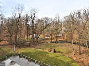 308 Balligomingo Road, Conshohocken PA 19428