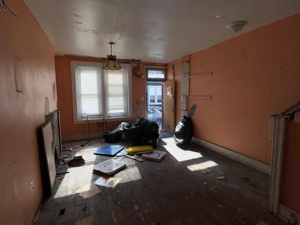 2540 N Gratz Street, Philadelphia PA 19132