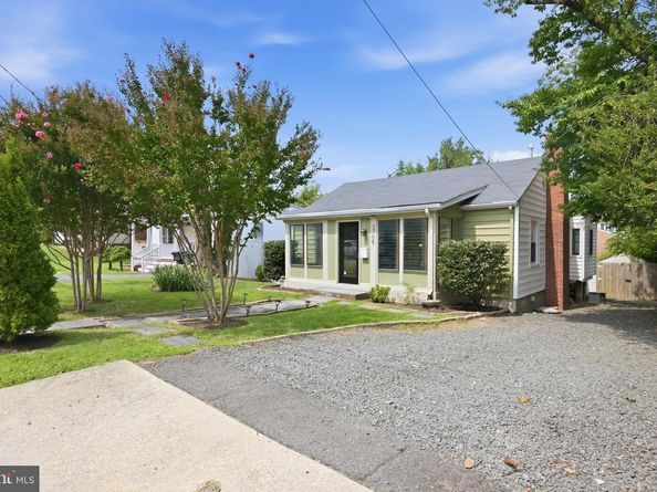2705 1st Road S, Arlington VA 22204