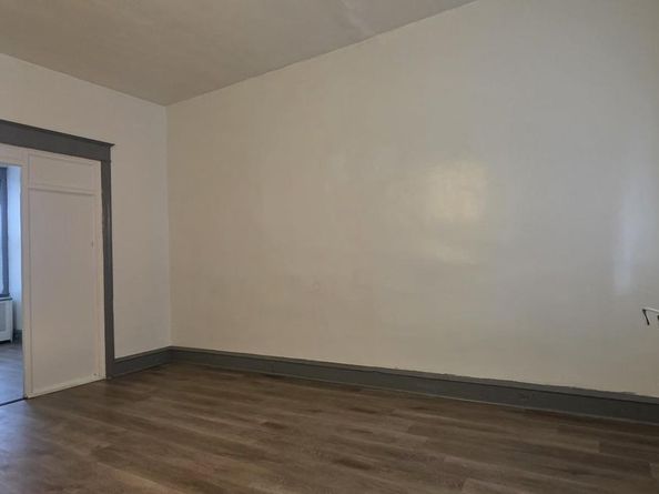 130 E Allegheny Avenue, Philadelphia PA 19134