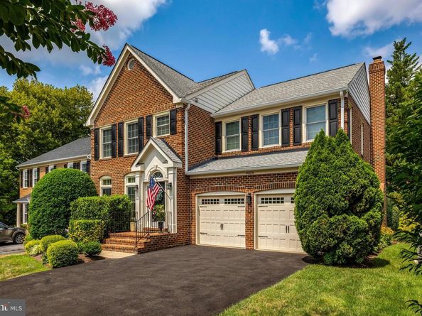 9828 Fox Rest Lane, Vienna VA 22181