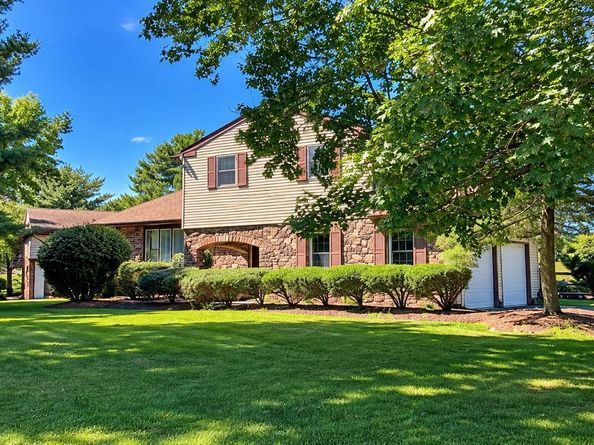 7 Carmelita Drive, Richboro PA 18954