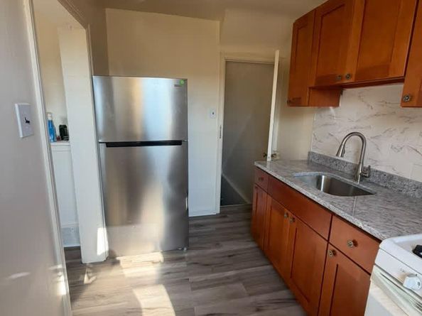 4245 Glendale Street, Philadelphia PA 19124