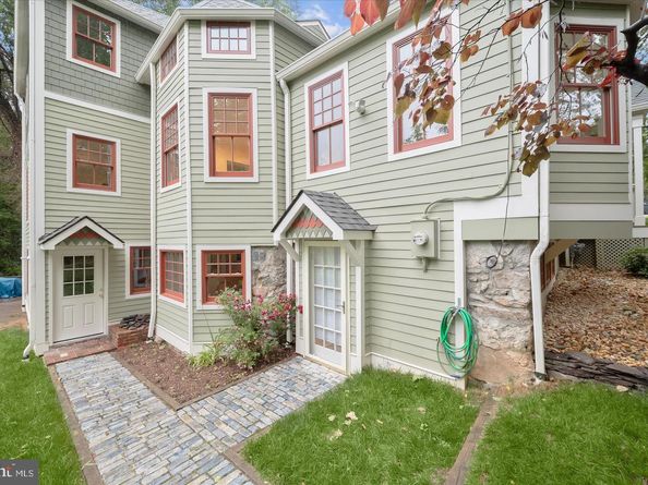 6004 Princeton Avenue, Glen Echo MD 20812