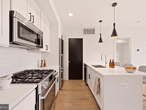1508 F Street NE 4, Washington DC 20002