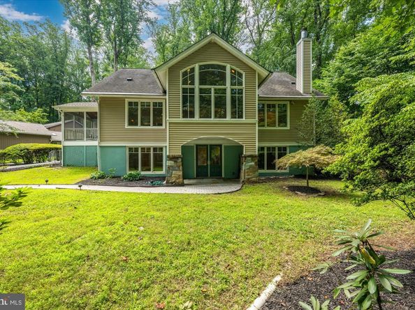 9328 Garden Court, Potomac MD 20854