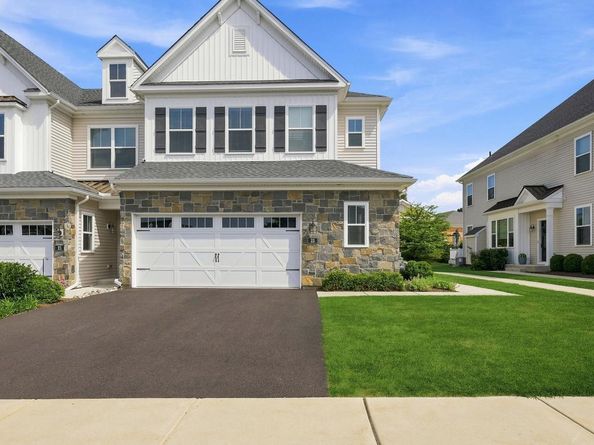 23 Swan Lane, Ivyland PA 18974