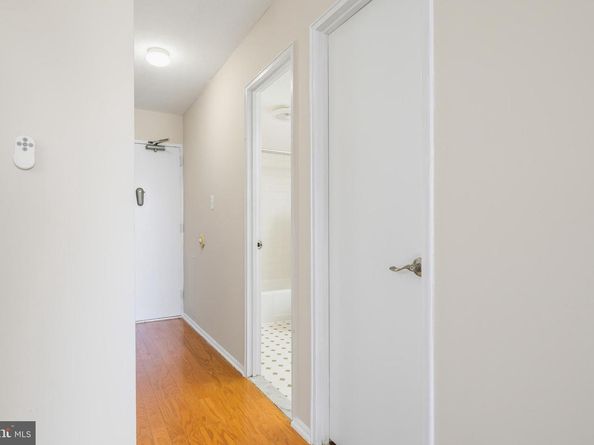 4600 S Four Mile Run Drive S 537, Arlington VA 22204