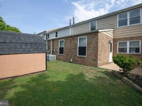 3237 Farragut Court, Bensalem PA 19020