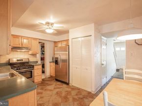 3237 Farragut Court, Bensalem PA 19020