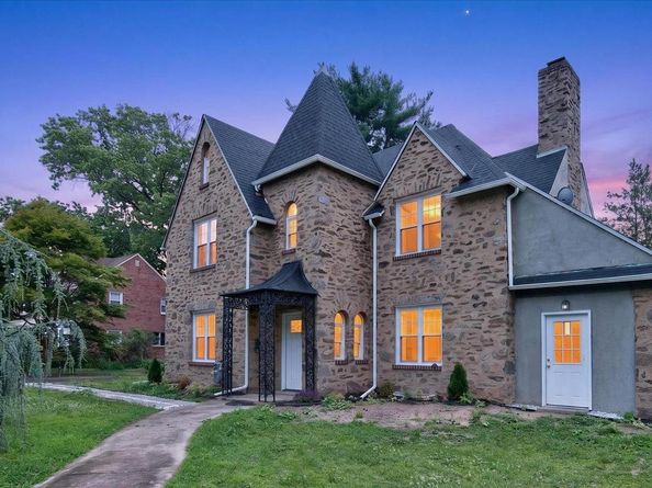 401 Carlton Avenue, Wyncote PA 19095