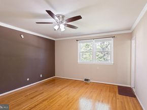 613 Oakfield Lane, Philadelphia PA 19115
