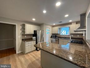 2356 Pierce Street, Arlington VA 22202