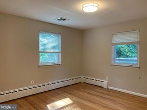 2356 Pierce Street, Arlington VA 22202