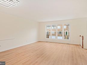 2453 Founders Way, Herndon VA 20171