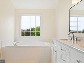 2453 Founders Way, Herndon VA 20171