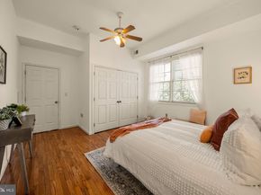 128 South Street 3R, Philadelphia PA 19147