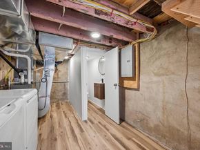 2602 S 10TH Street, Philadelphia PA 19148