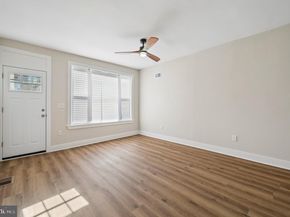 2602 S 10TH Street, Philadelphia PA 19148