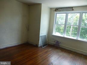 6534 Hegerman Street, Philadelphia PA 19135