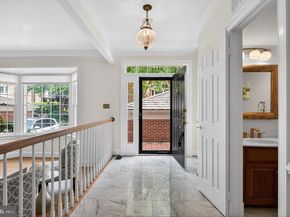 8016 Quarry Ridge Way, Bethesda MD 20817