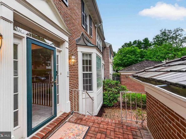 8016 Quarry Ridge Way, Bethesda MD 20817