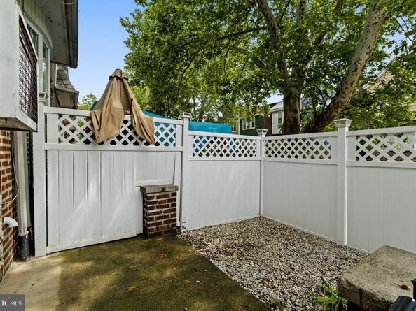923 Anchor Street, Philadelphia PA 19124