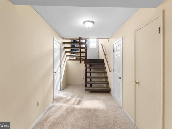 1861 Garth Road, Philadelphia PA 19116