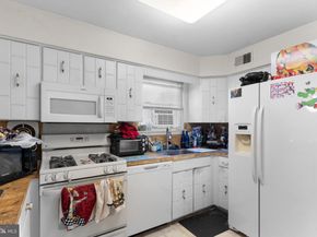 1861 Garth Road, Philadelphia PA 19116
