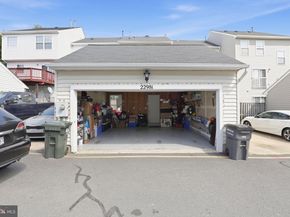 22981 Fleet Terrace, Sterling VA 20166