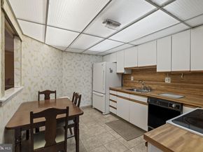 2131 Welsh Road 303, Philadelphia PA 19115