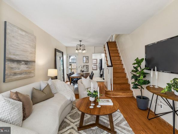 2438 Meredith Street, Philadelphia PA 19130