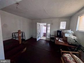 5961 N Leithgow Street, Philadelphia PA 19120