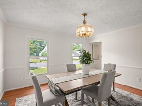 104 Briarwood Court, Sterling VA 20164