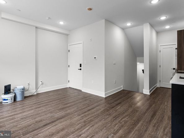 2146 N Front Street, Philadelphia PA 19122