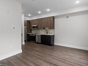 2146 N Front Street, Philadelphia PA 19122