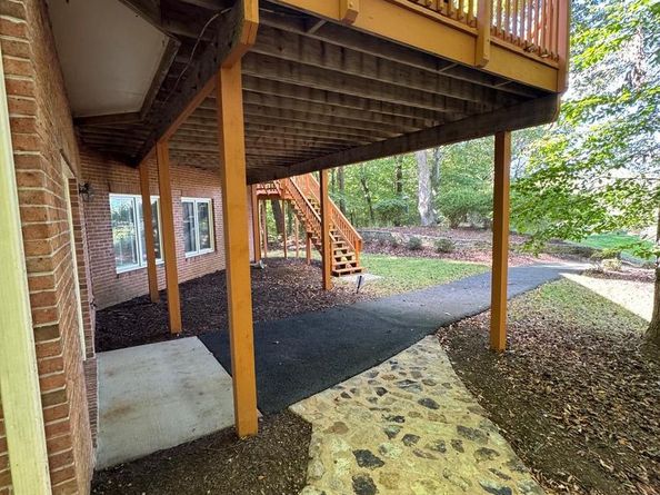 308 Sinegar Place, Potomac Falls VA 20165